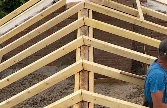 renovation-charpente-bois-isolation-cogolin